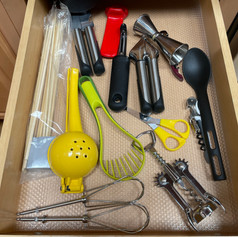 Small kitchen utensils