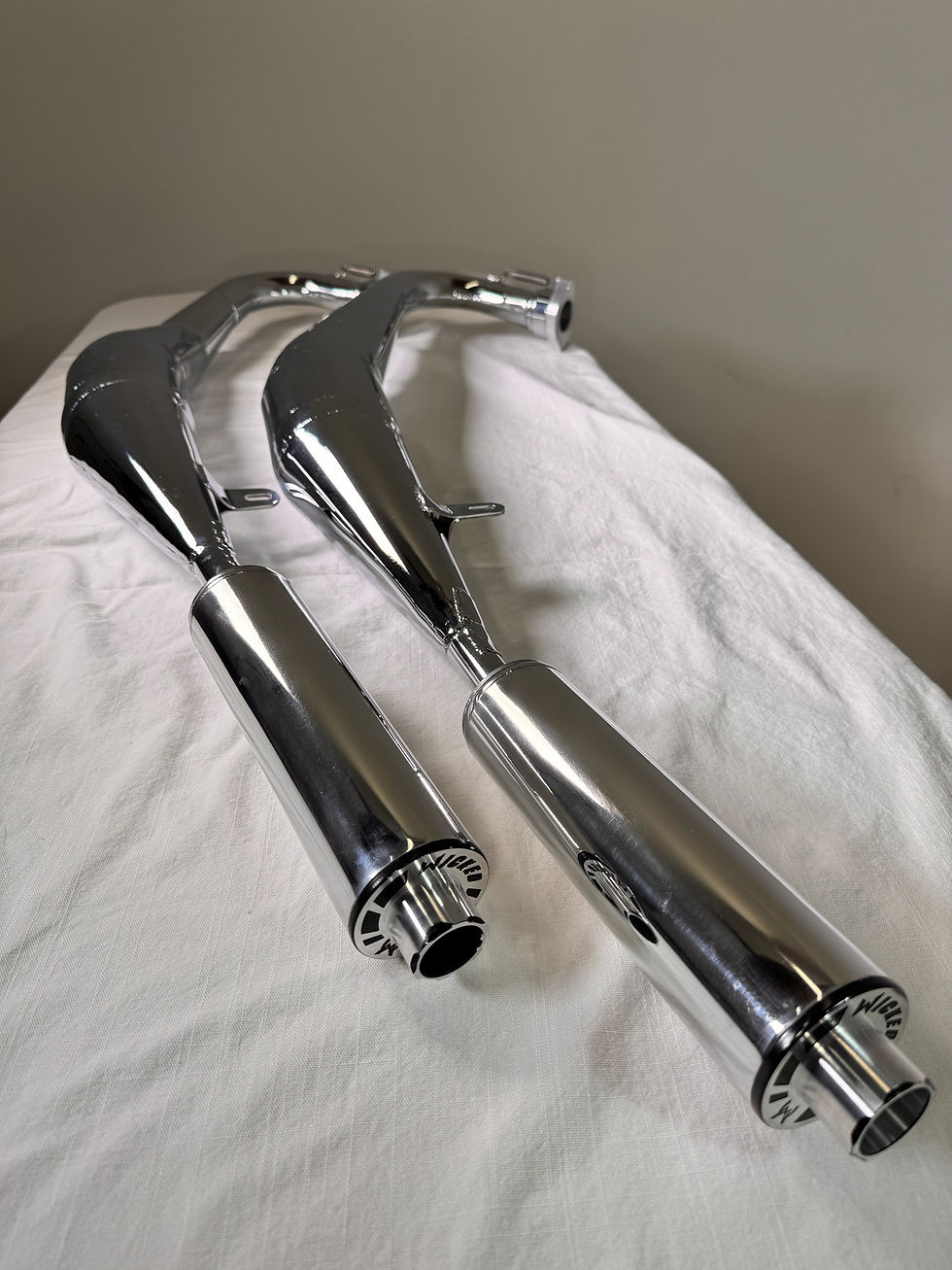 Thumbnail: 1975-1978 RD400 PIPES AND BILLET SILENCERS