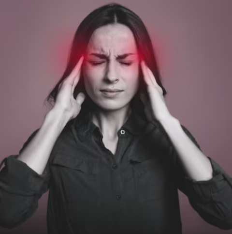 Daily Habits That Can Help Reduce Migraine Pain
