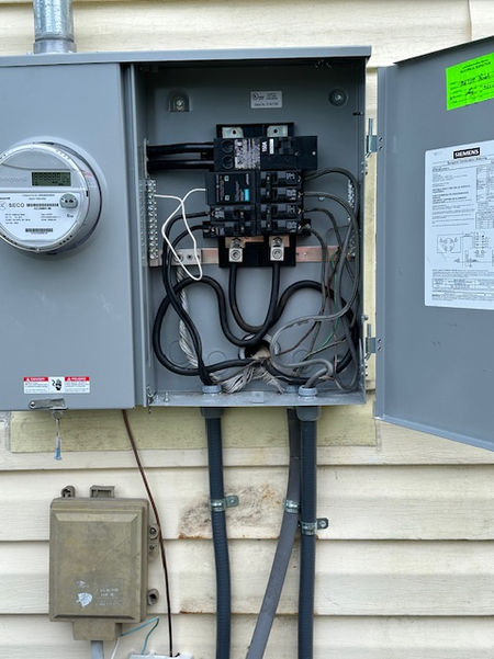 Exterior 200 amp electric meter and disconnect replacement
