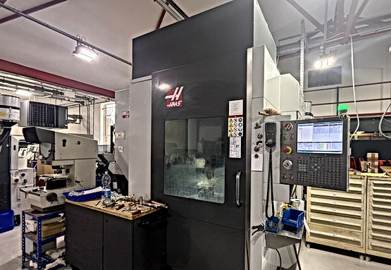 2016 Haas UMC 750 5 Axis Vertical Machining Centre