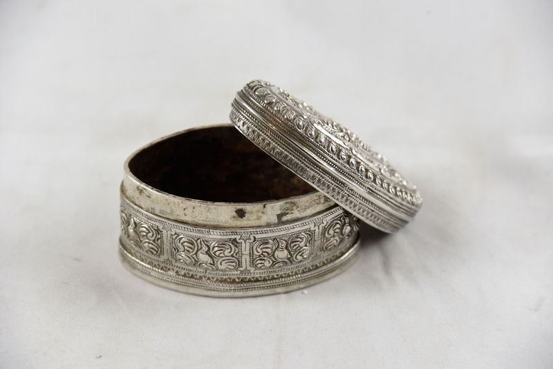 Thumbnail: BURMA ANTIQUE SILVER SHAN LIME BOX