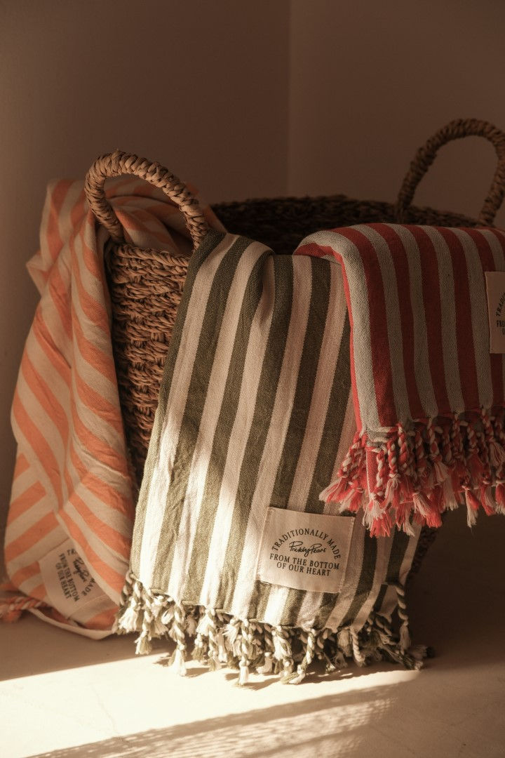 Thumbnail: Lütfi I Khaki
