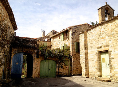 Village-St-Jean-de-Ceyrargues-scaled.jpg