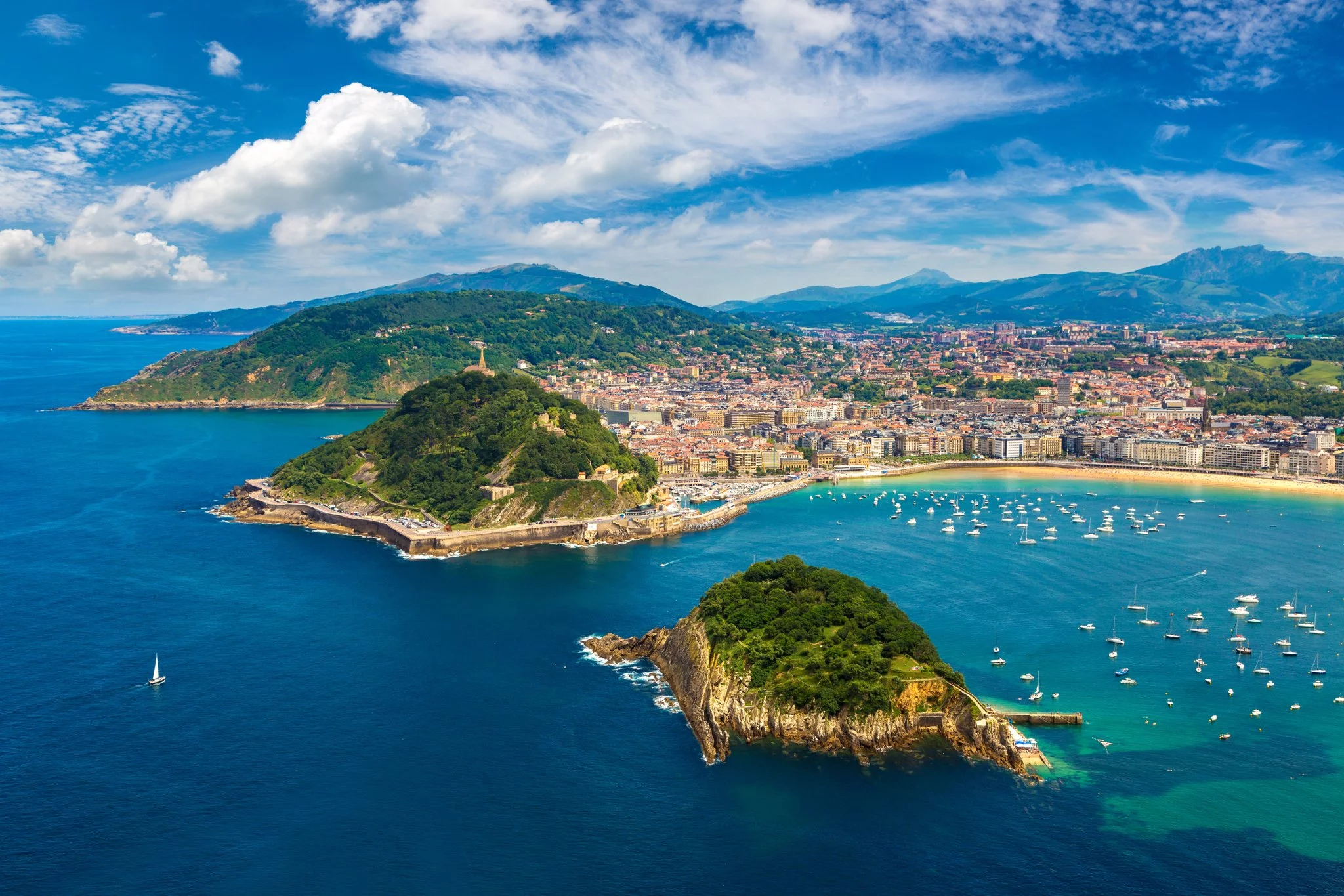 Baie de San Sebastián, vue aérienne
