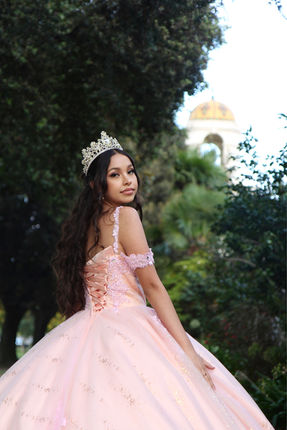 Quince-Photoshoot-Diamond-Iris-Studios