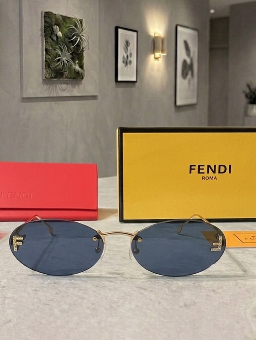 Fendi FE4075US