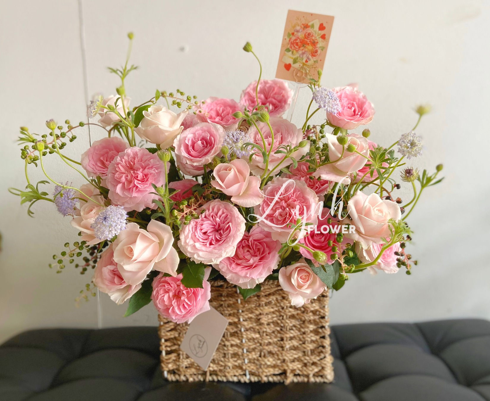 Giỏ hồng ngọt ngào