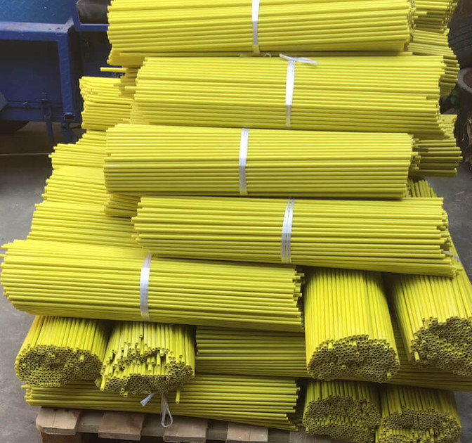 yellow fiberglass rods