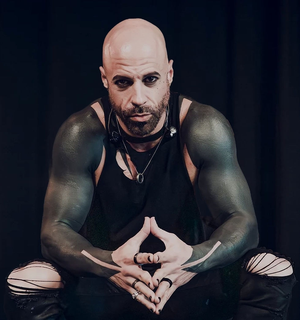 CHRIS DAUGHTRY