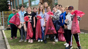 Steirischer Frühjahrsputz: Mittelschule Spielberg packt kräftig mit an