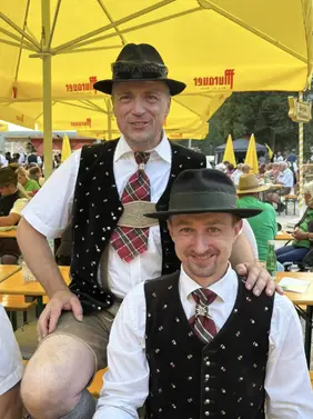 Plattlerfest der Krakauer Freunde am 9. August 2025 in Krakauebene – Tanzgruppen, Musik, Kulinarik und Brauchtum in festlicher Atmosphäre.