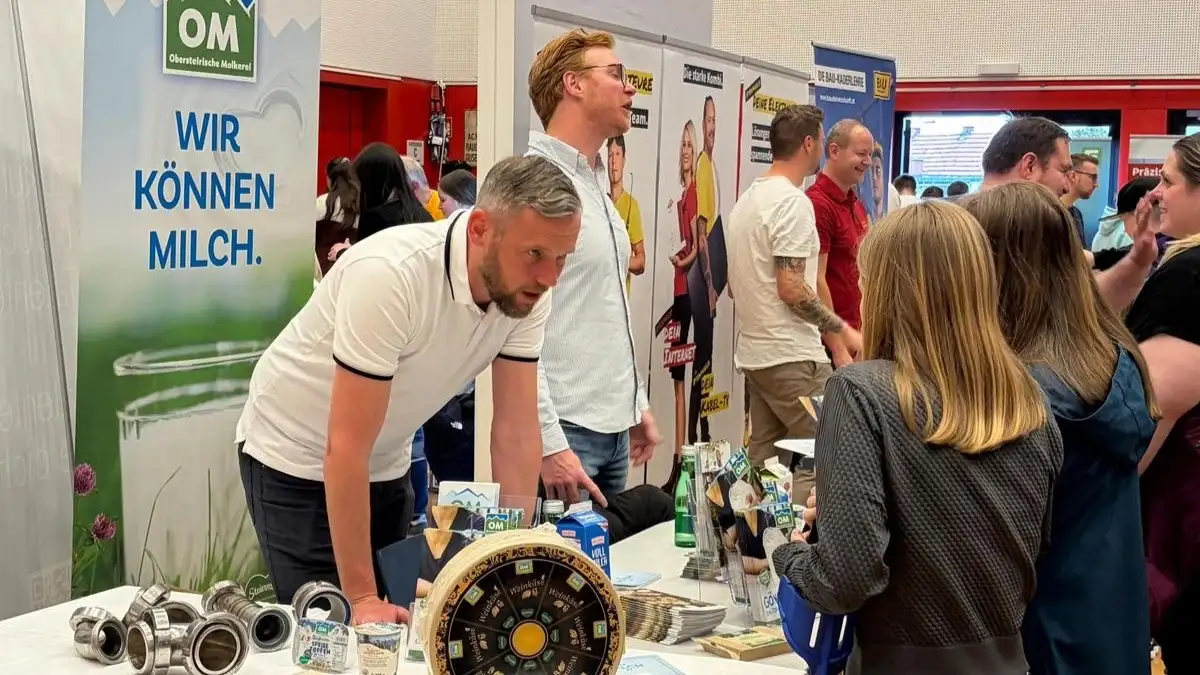 Jobdating im Kulturzentrum Spielberg mit Schülerinnen und Schülern sowie regionalen Unternehmen bei 