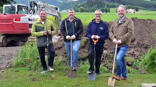 UVW Weißkirchen feiert erfolgreichen Saisonabschluss und setzt Spatenstich für neue Beachvolleyballanlage