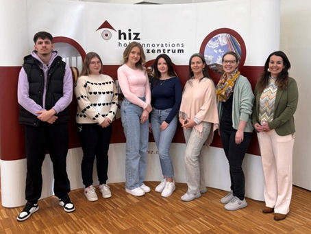 HAK Judenburg erkundet HIZ-Zeltweg im Rahmen von "HAK-Forward"