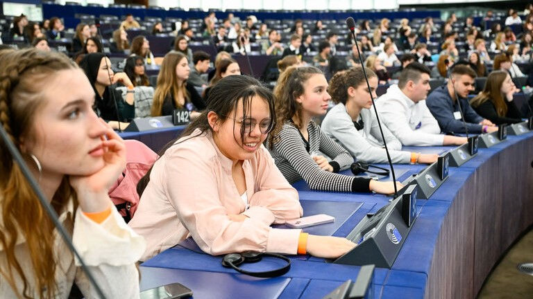 24 Schülerinnen und Schüler des BG/BRG Judenburg nahmen am Euroscolatreffen in Straßburg teil und erhielten spannende Einblicke in die europäische Politik.