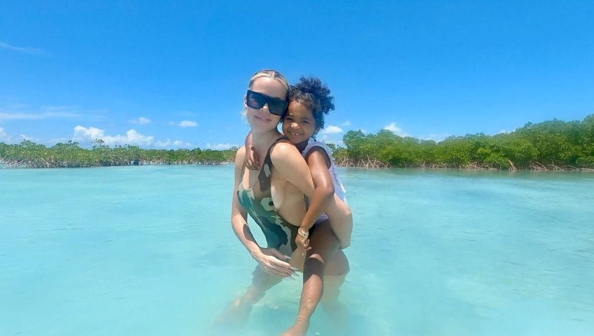 Khloe Kardashian with her daughter, True Thompson