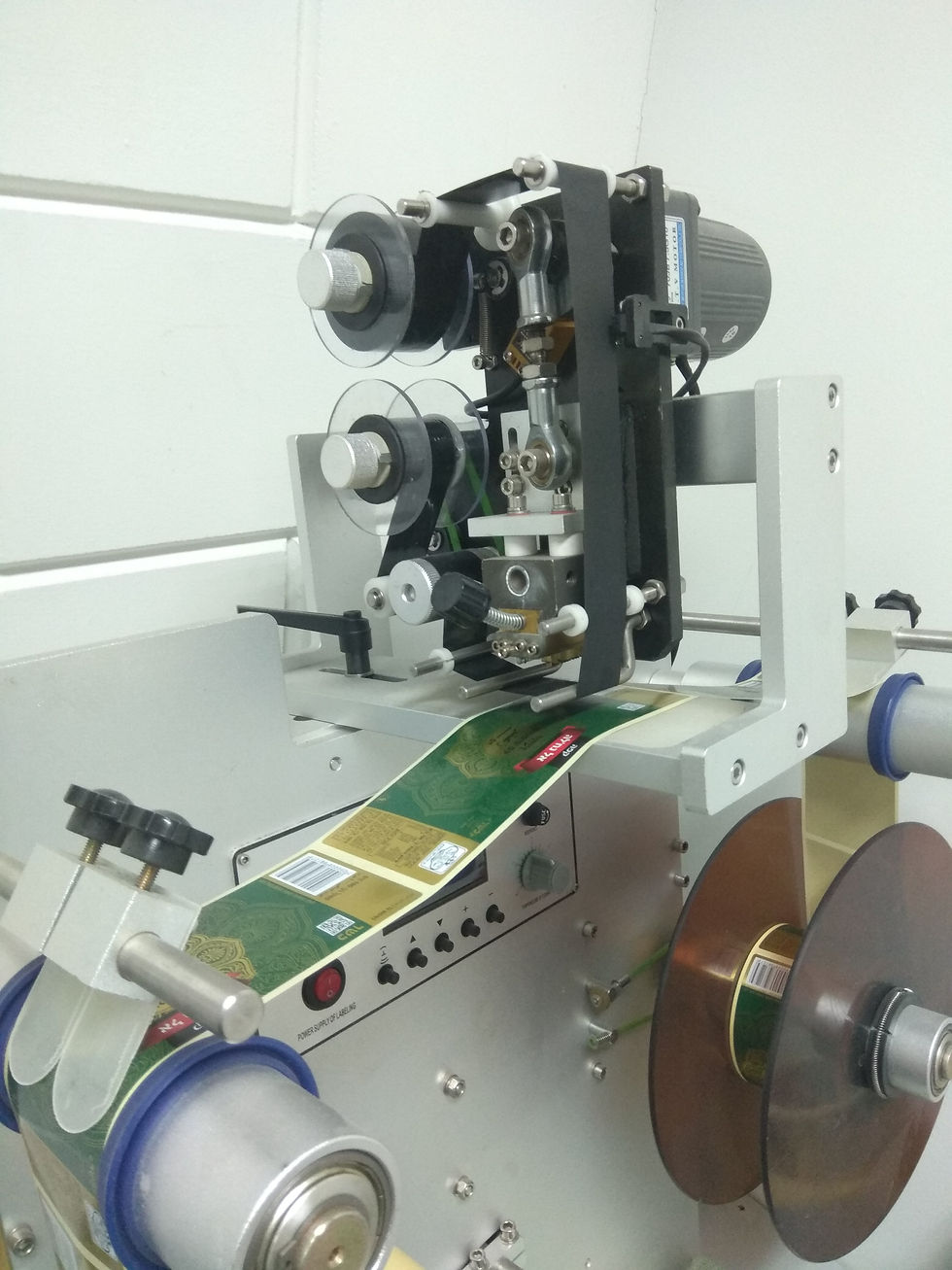 לייבלר שולחני2.jpg