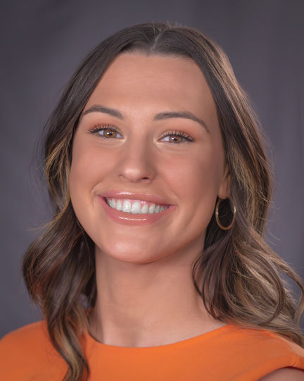 Sydney Dishon-8x10.jpg