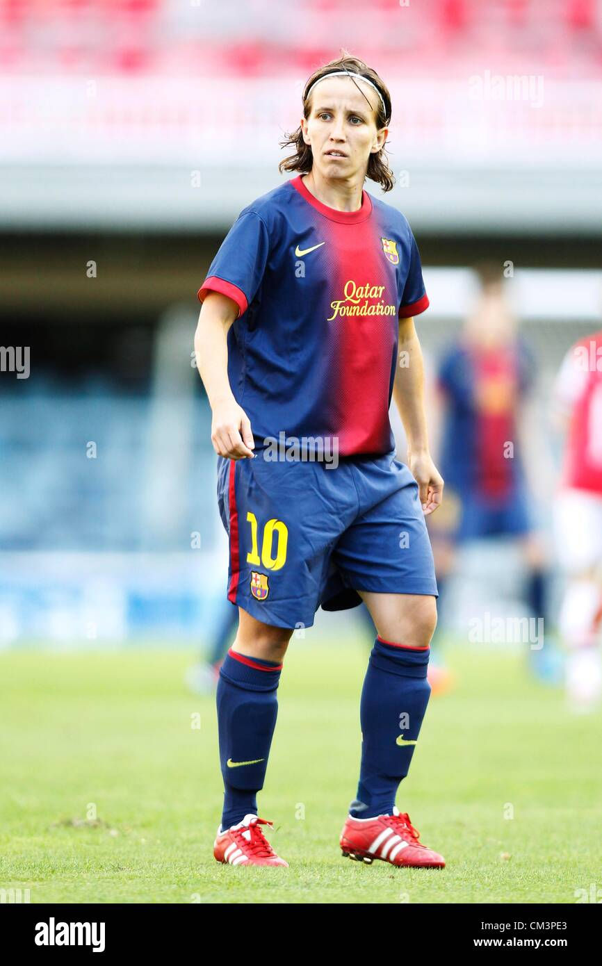 Thumbnail: Nike FC Barcelona Femeni Home Jersey 2012/13 UEFA Champions League Season Small