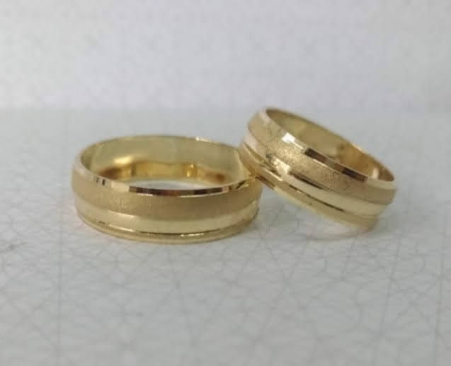 Argollas en oro de 18K (Ideas de creaciones personalizadas de nuestros clientes)