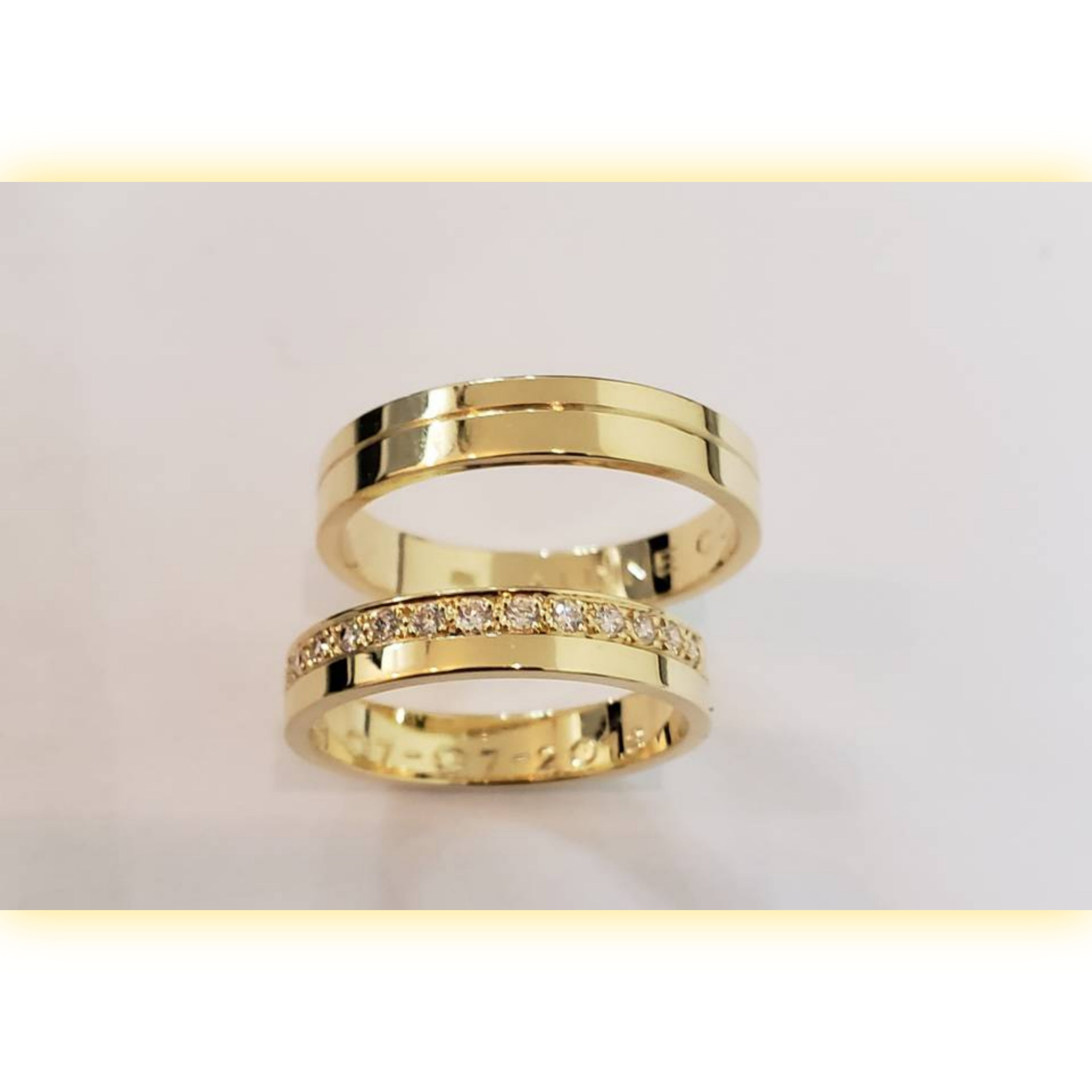 Argollas de matrimonio fabricadas en el material que desees