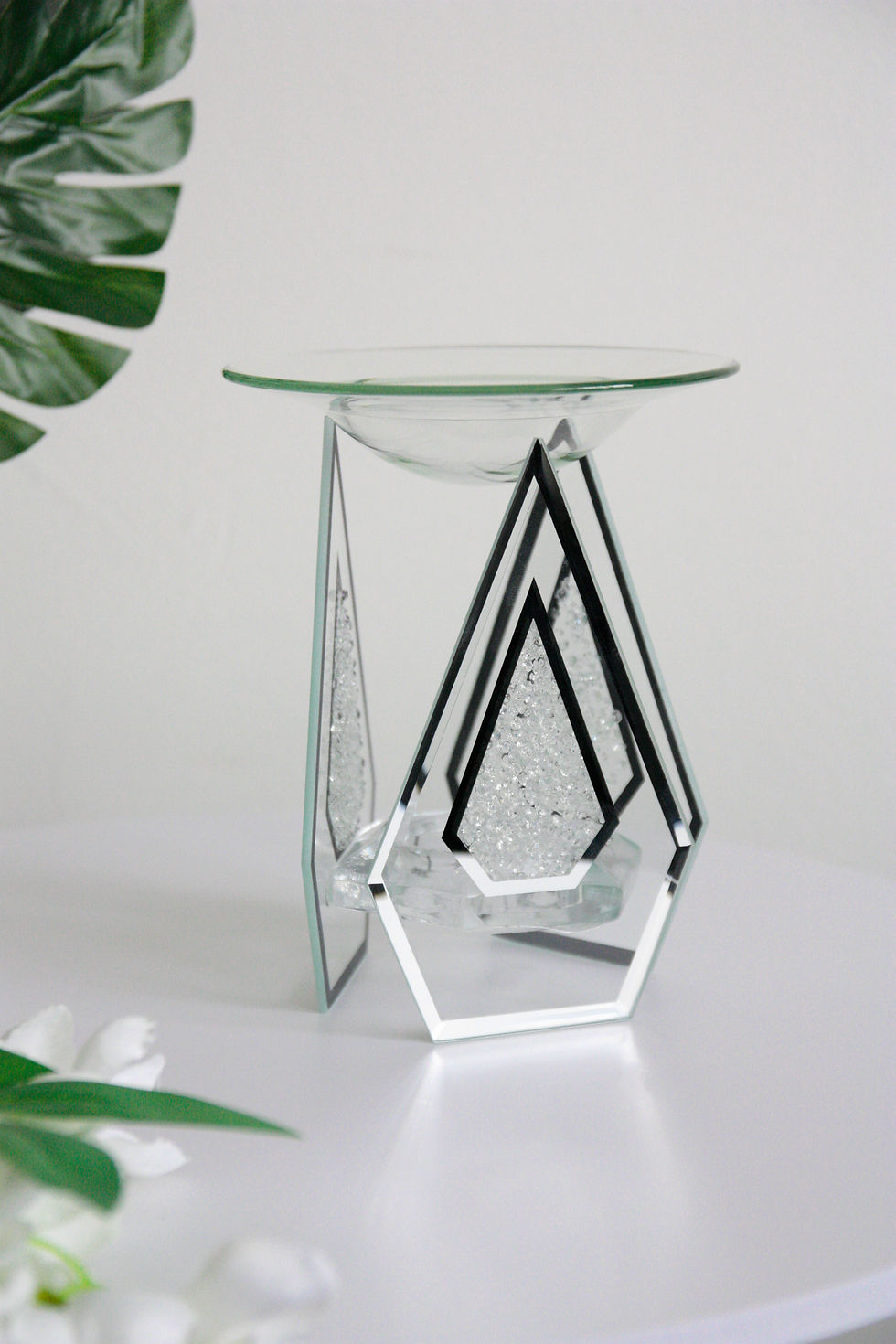 DIAMOND SHAPED GLASS WAX BURNER