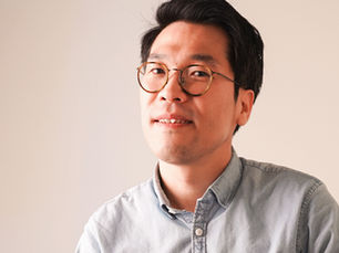 권오성 | 기후솔루션 언론팀장ㅣ심각하지만 심각하지 않고, 흥미롭게