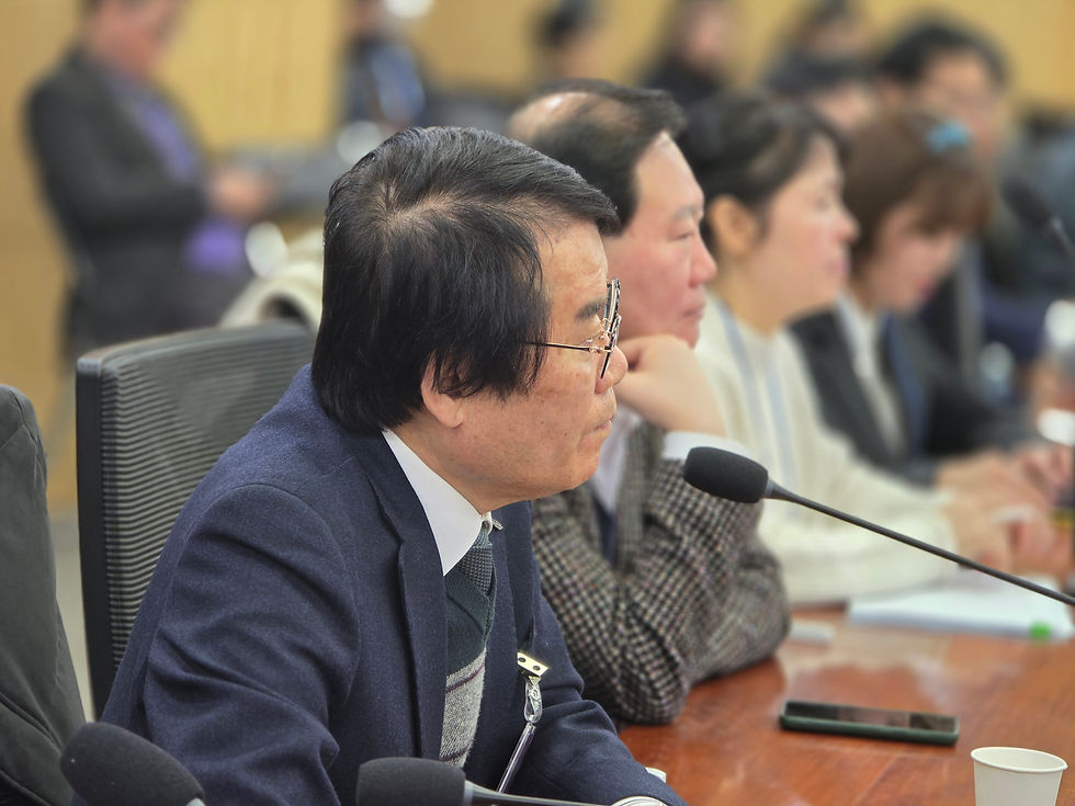 포럼에 참석중인 이순형 동신대학교 전기공학과 교수 사진 플래닛03