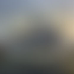 SUR-MARIN EN LEVITATION