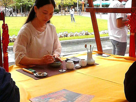 巴尼亚卢卡大学孔子学院日活动之二:香道展示