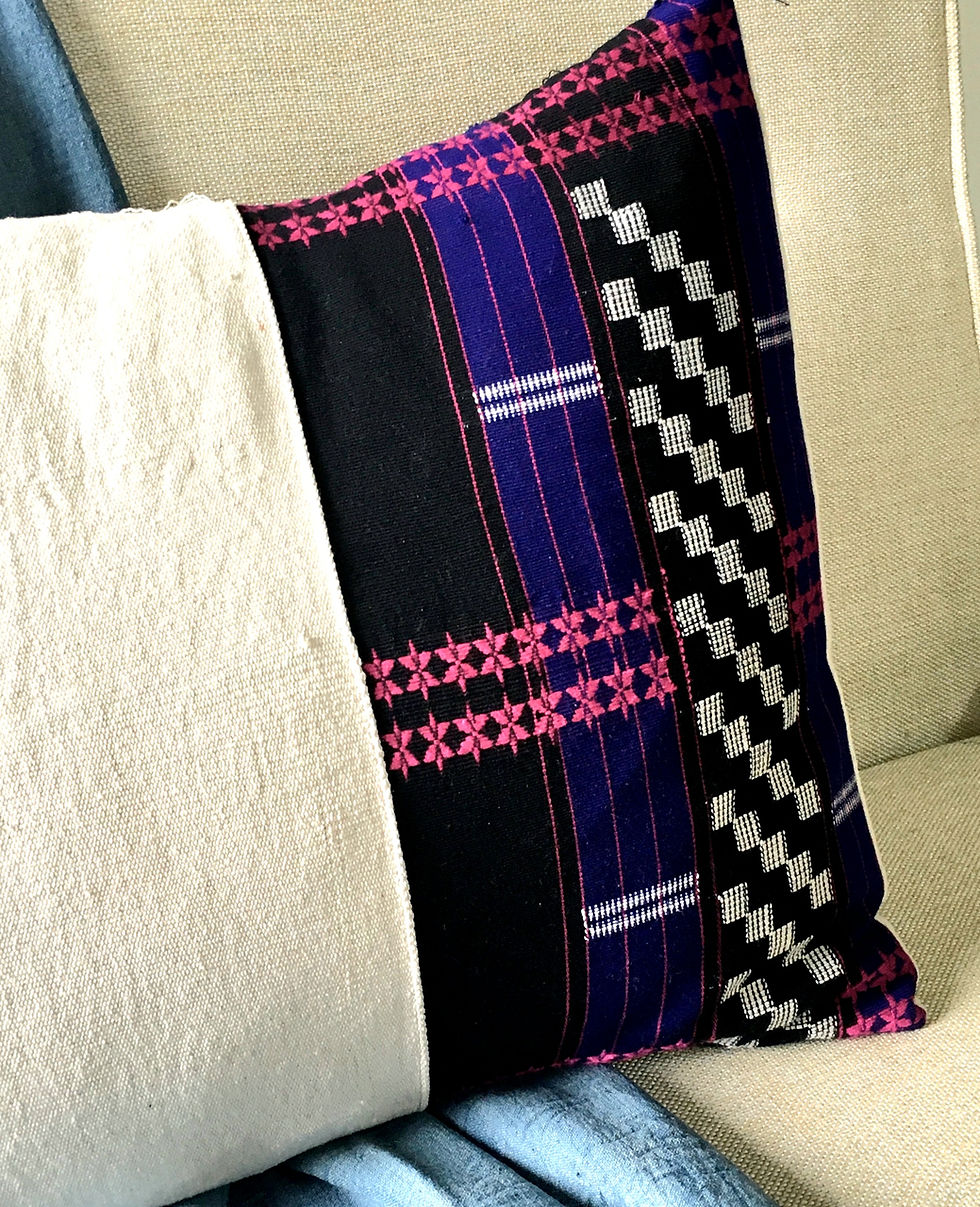 Thumbnail: 16 x 26 inches checkered lumbar pillow