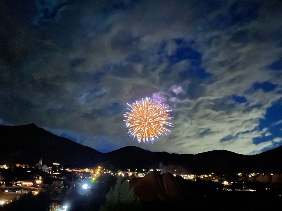 An Intimate 4th of July Spectacular