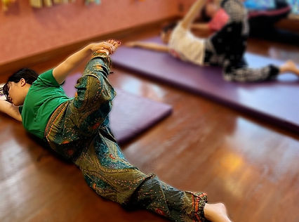 スクール ルーシーダットン ロゴなし.jpg