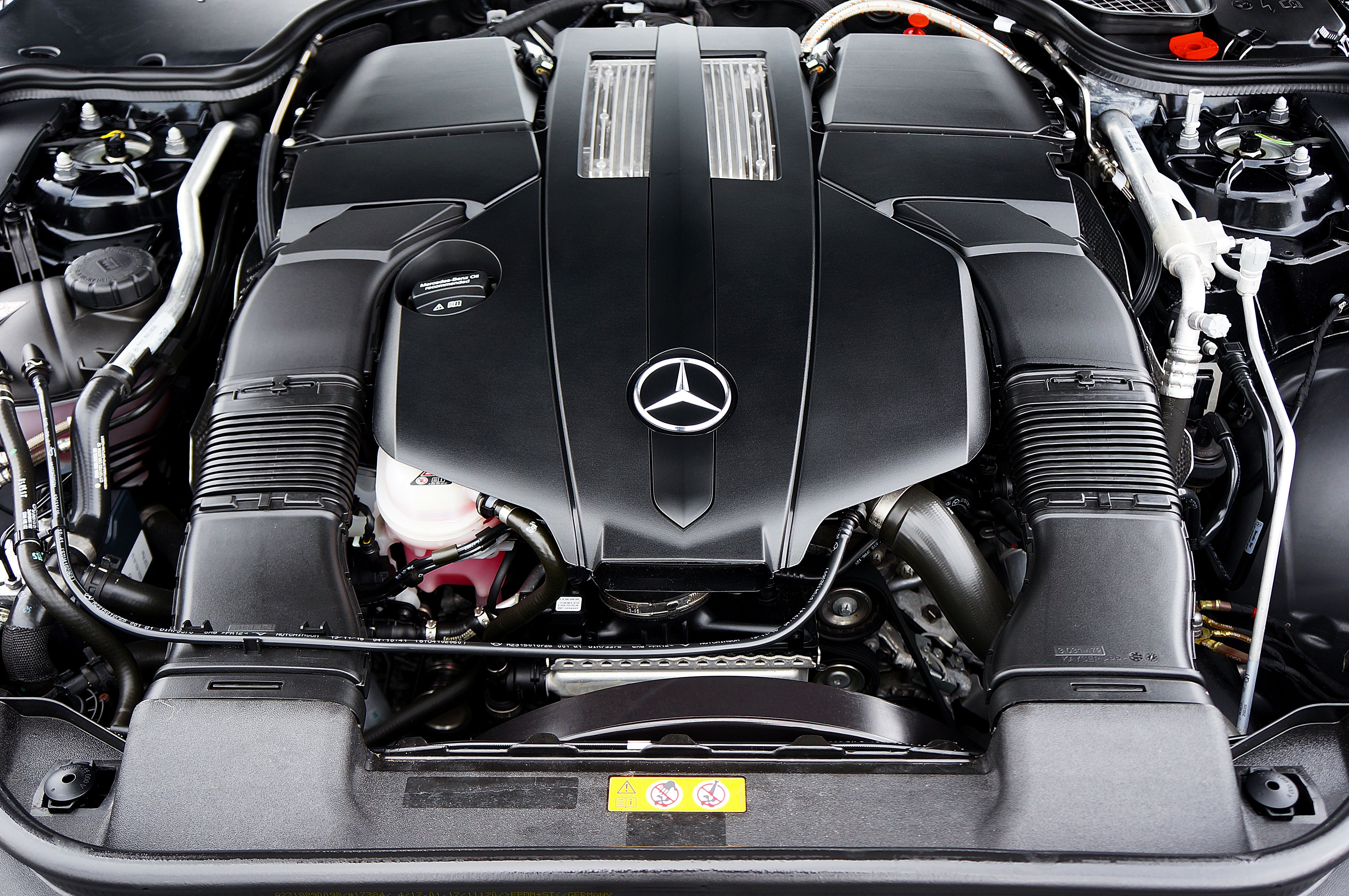 Mercedes engine photograph by Mike Bird / Pexels