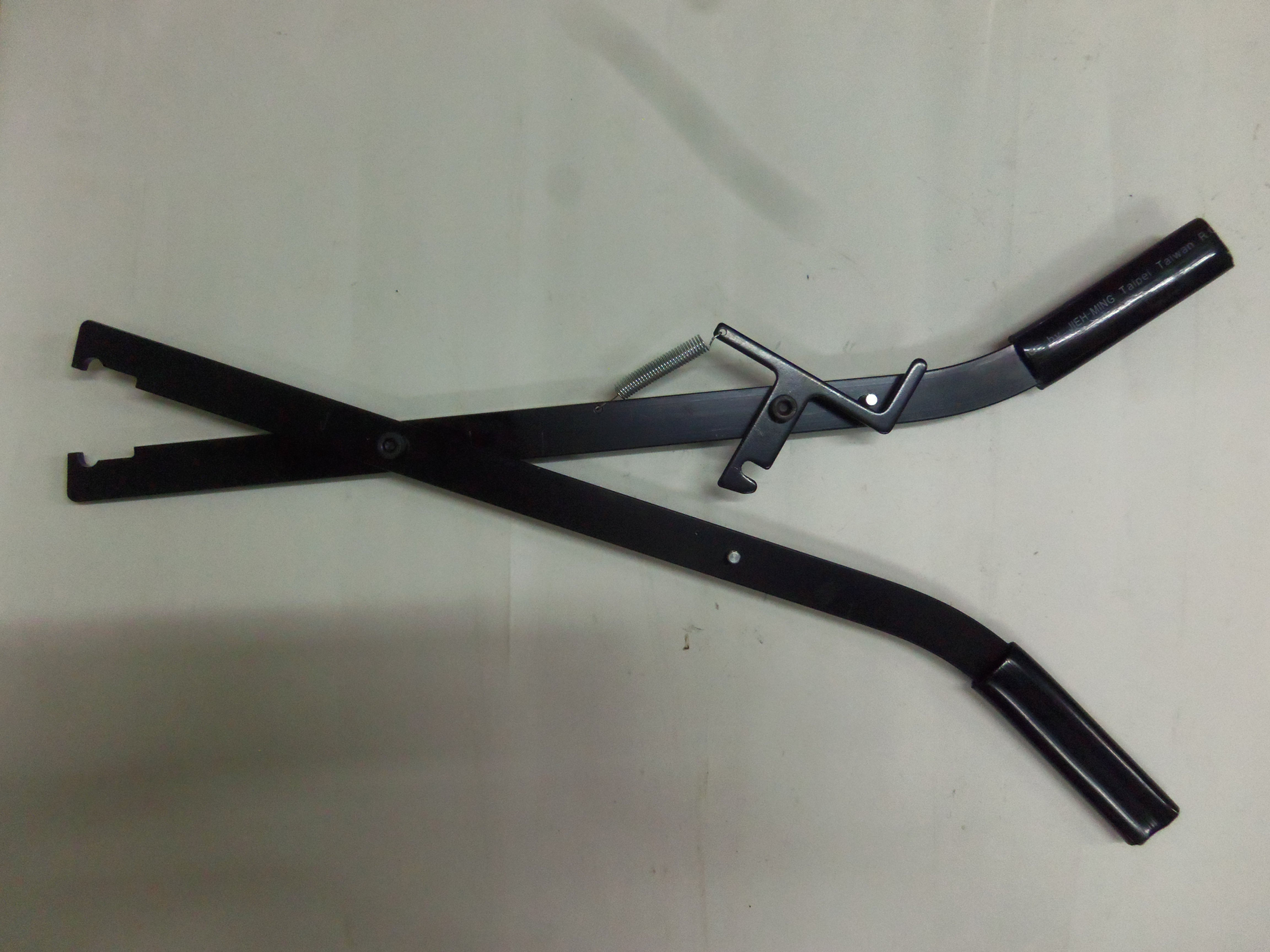 Bridger Self Locking Body Grip Setter