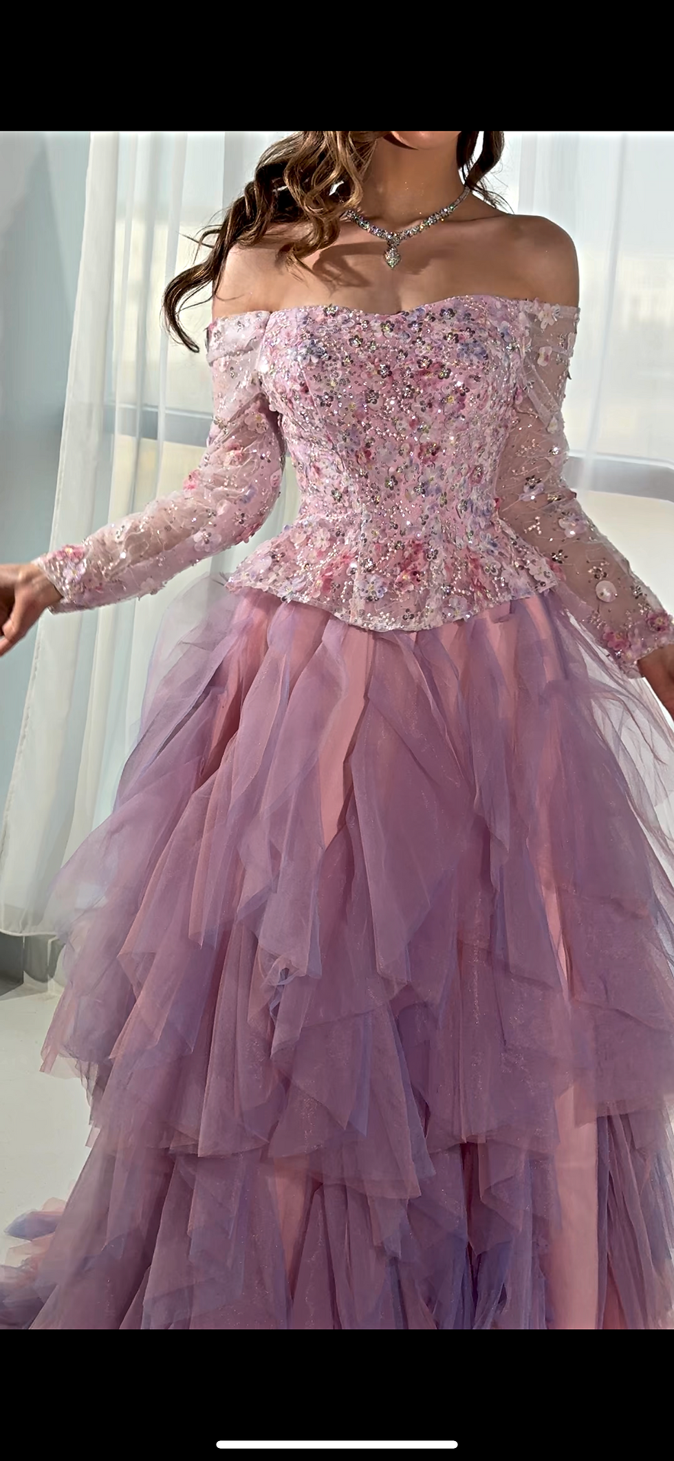 Thumbnail: Pink ruffle corset فستان بنك بكورسيت و كسرات