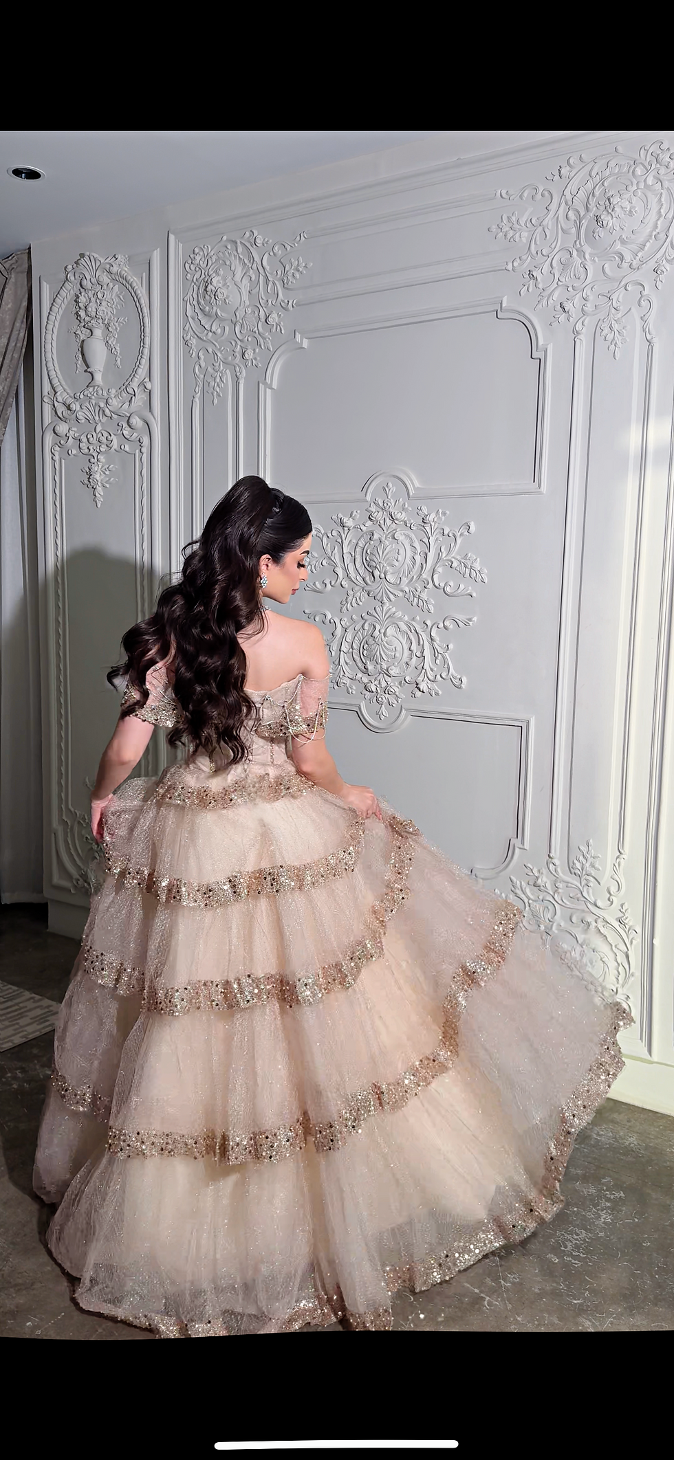 Thumbnail: Multilayer beige evening gown فستان سهره بيج بطبقات 