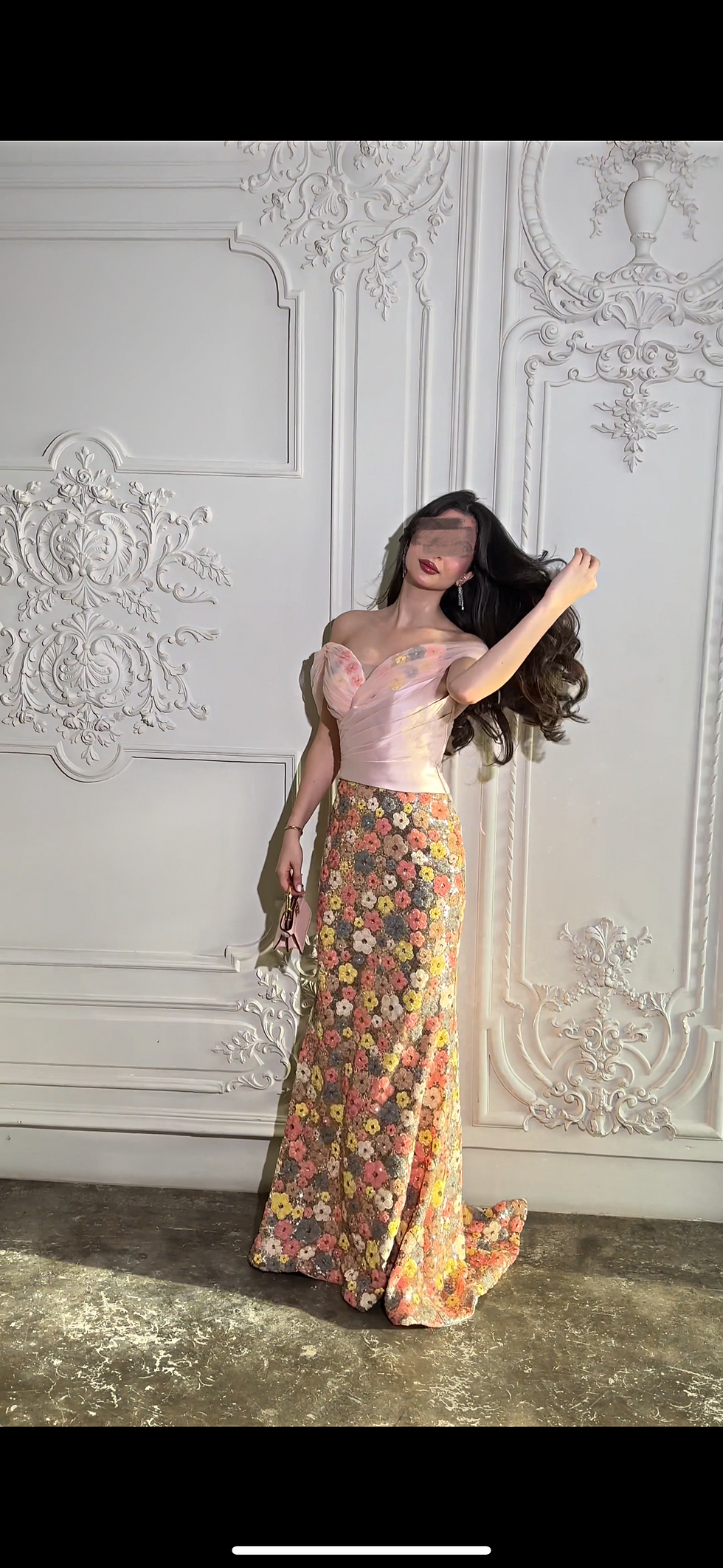Thumbnail: Fishtail pink dress فستان اوف شولدر عالجسم