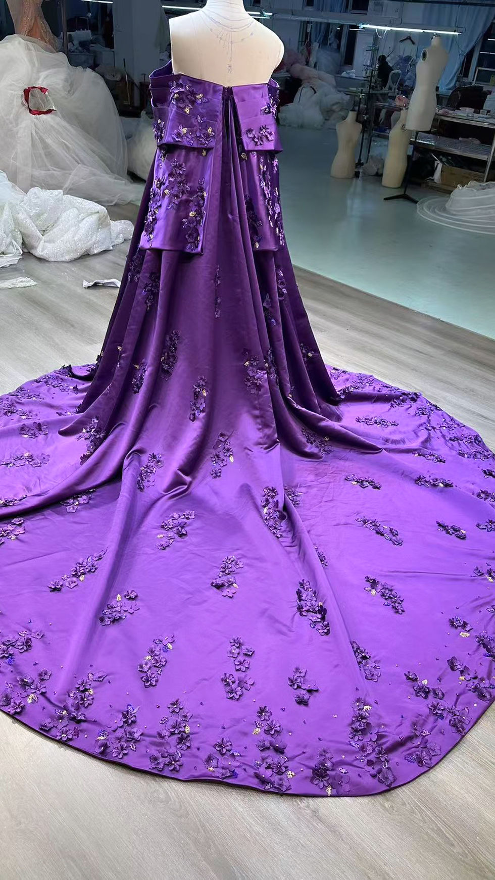 Thumbnail: Dark purple malka dress with good beading and veil فستان ملكة بنفسجي غامق 