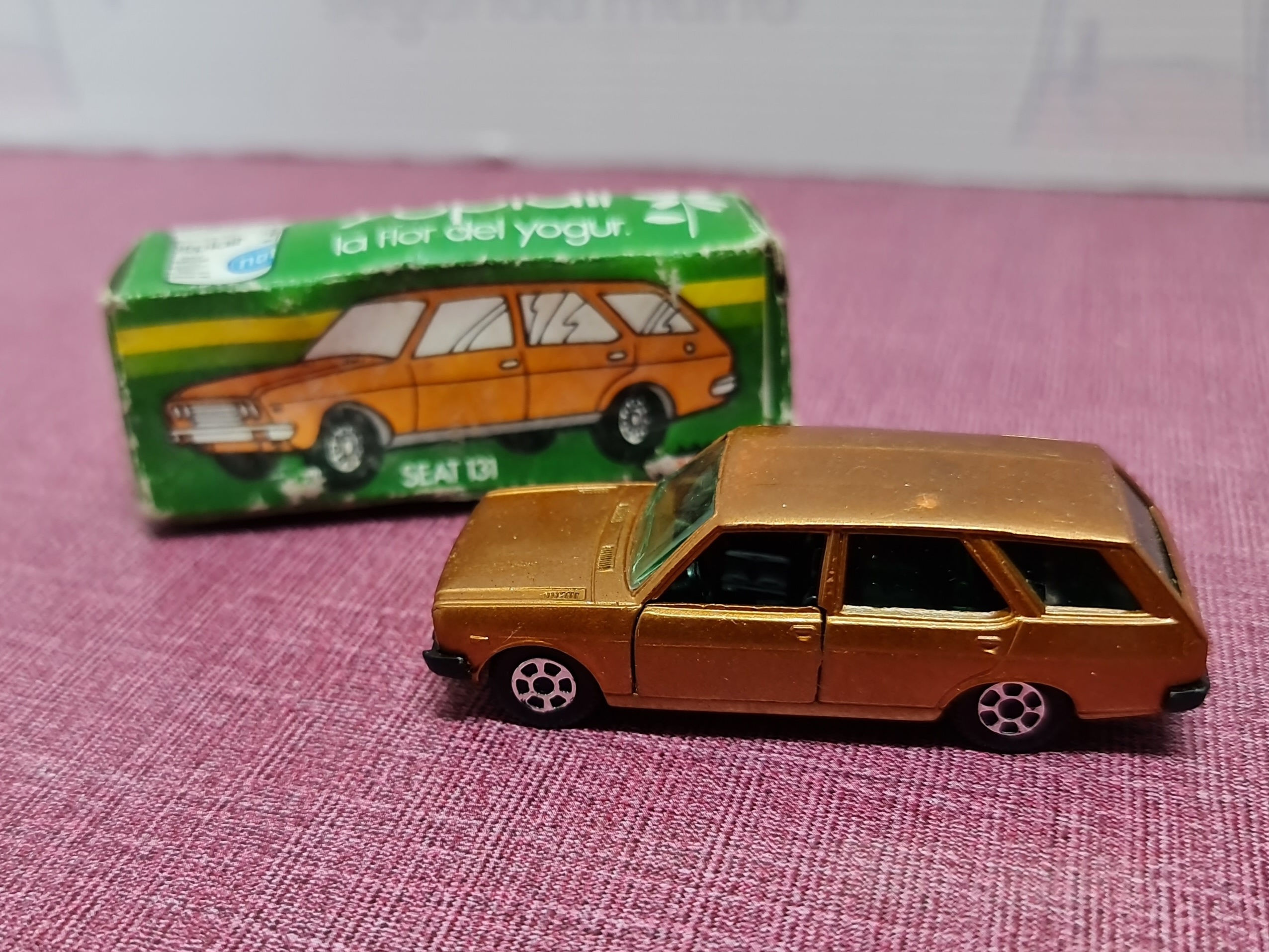 Seat 131 Familiar - Pilen - Grand Prix Yoplait