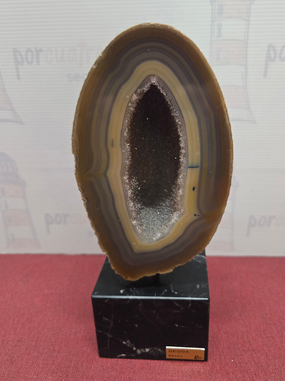Miniatura: Geoda de Brasil con peana
