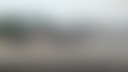 मथुरा में मजदूरों ने हाइवे पर की आगजनी