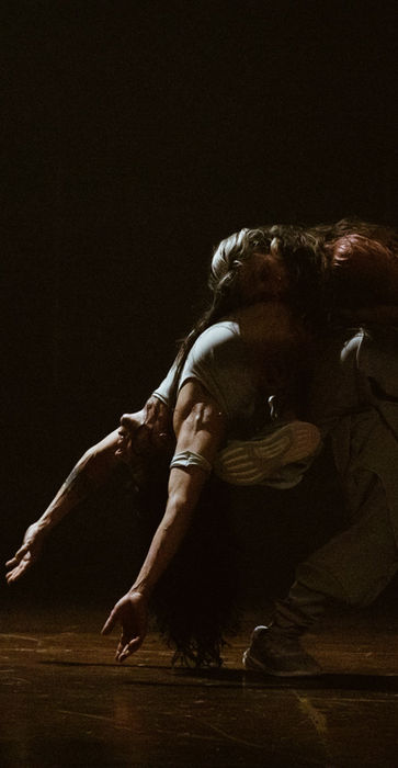 Buenos Aires · 60 min | 2024 | Performance · Teatro Físico | Luces & Visuales