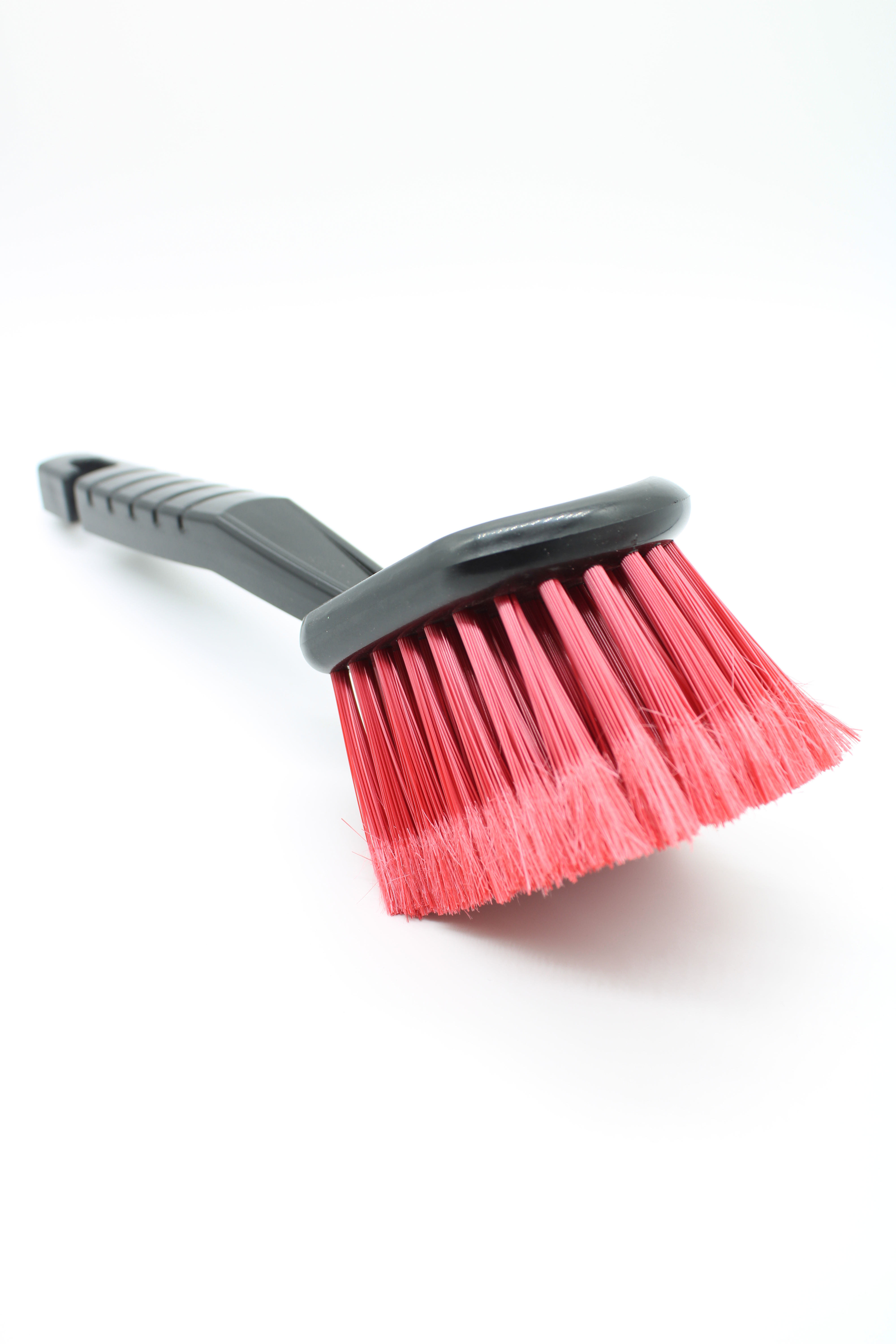 SOFT BRISTLE BRUSH