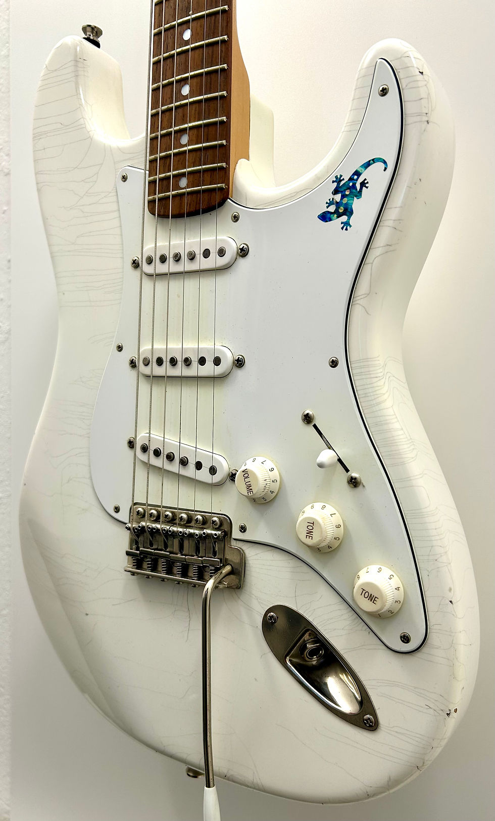 Thumbnail: Maybach stratocaster Antique White relic
