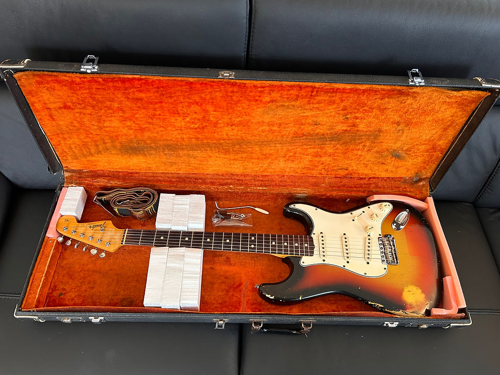 Miniature : Fender 1965 stratocaster vintage L8181x sunburst
