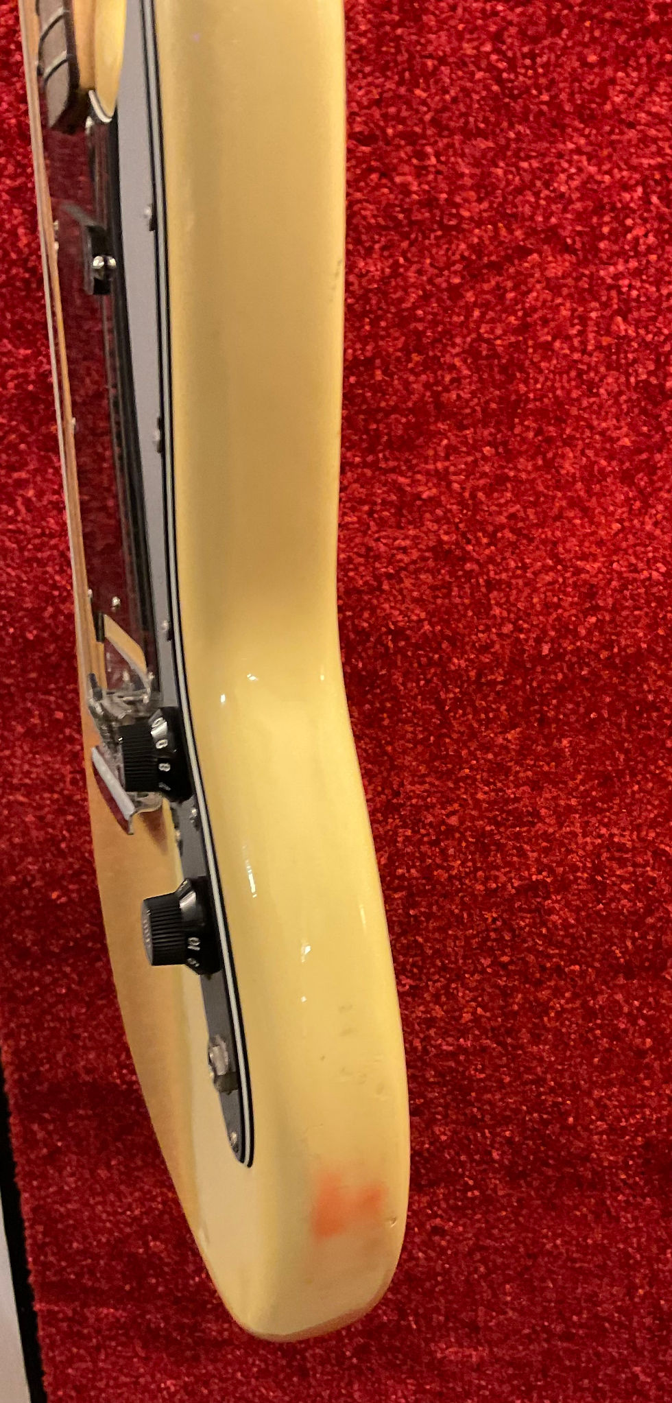 Miniature : Fender Musicmaster 1978 vintage