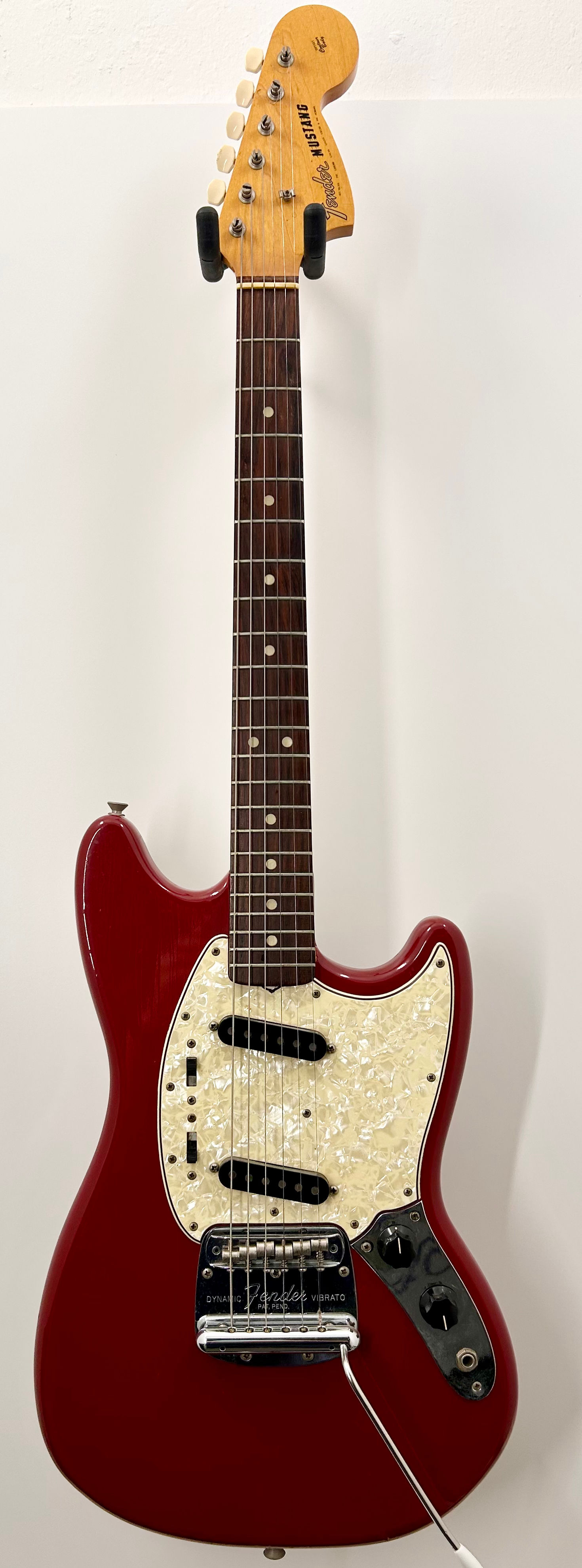 Fender 1966 vintage Jaguar Dakota red