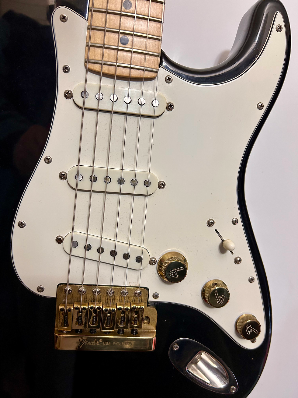 Miniature : Fender stratocaster 1989 vintage USA gold-plated bridge buttons metal plate